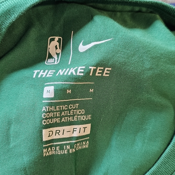 Nike Boston Irving T-Shirt Size Medium - Picture 2 of 9